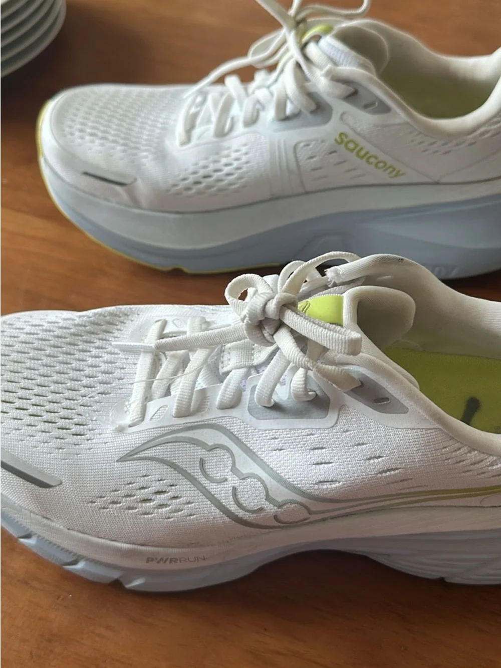 Saucony WOMENS GUIDE 18 RUNNING SHOE